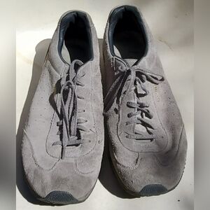 Vintage Puma Men's Shoe. Gray Suede. Size 12. GVC. Retro.